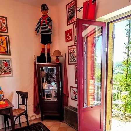 Les Hauts De - D'hotes 3* 多姆