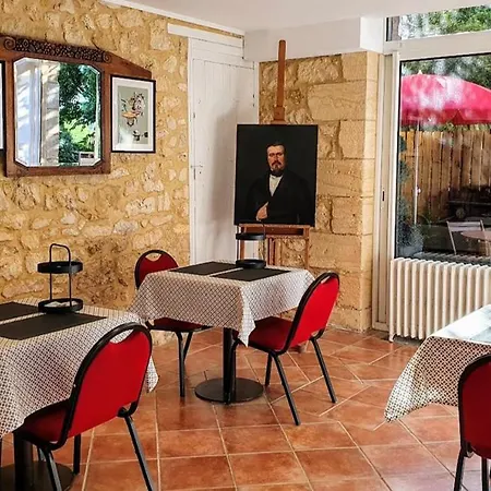 Les Hauts De - D'hotes Oda ve Kahvaltı Domme