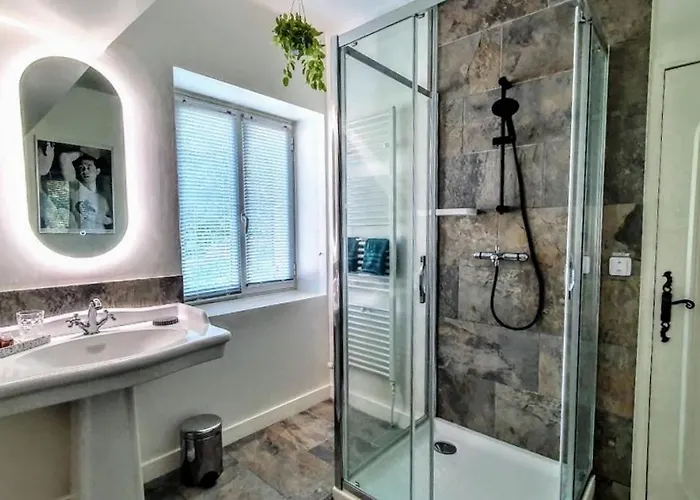 Les Hauts De - D'hotes فندق مبيت وإفطار 3*