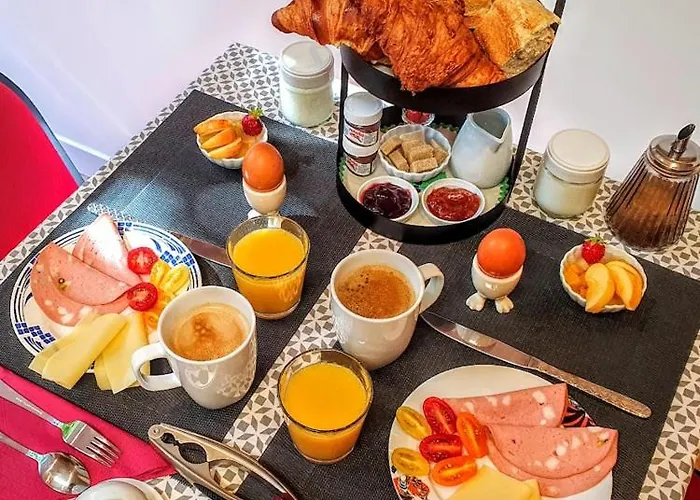 Les Hauts De - D'hotes فندق مبيت وإفطار 3*