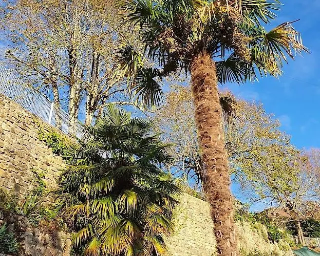 Les Hauts De - D'hotes فندق مبيت وإفطار 3*